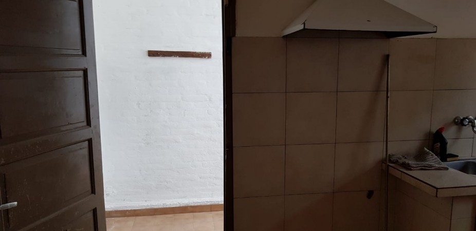 Ameghino Sur 2dor. 300m2 a metros Ruta 20 Apto Credito Rec auto