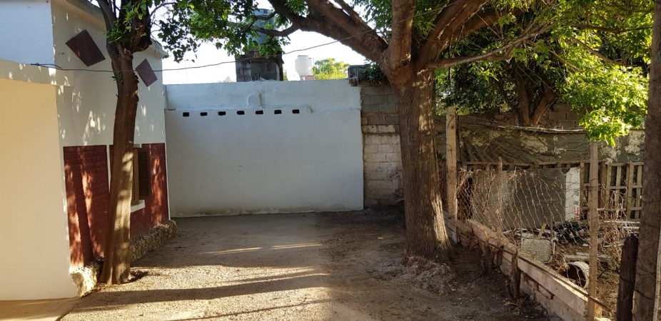 Ameghino Sur 2dor. 300m2 a metros Ruta 20 Apto Credito Rec auto