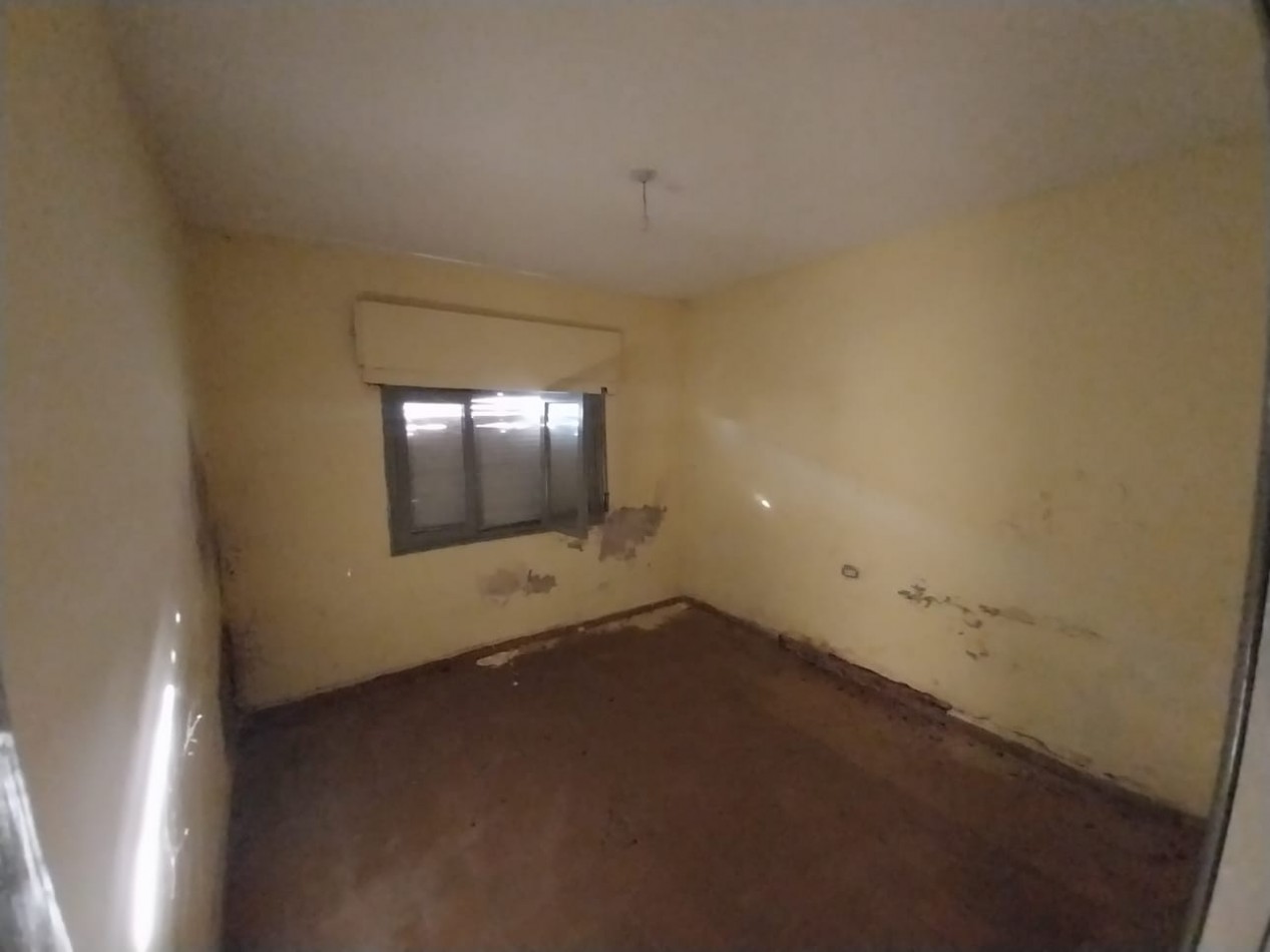 A RECICLAR Talleres Oeste casa 2dor gran terreno