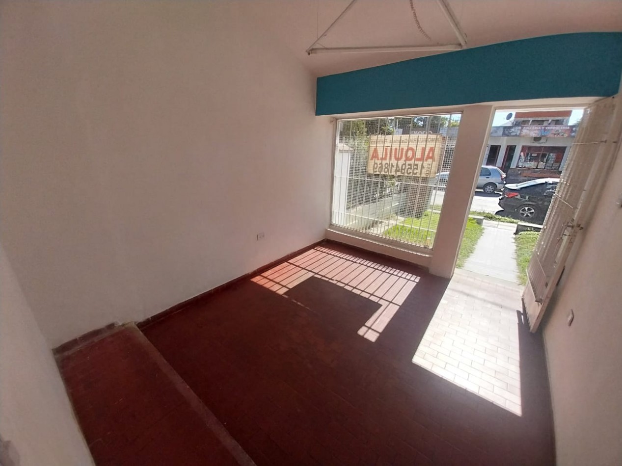 Local alquiler sobre Lagunilla Barrio Rosedal