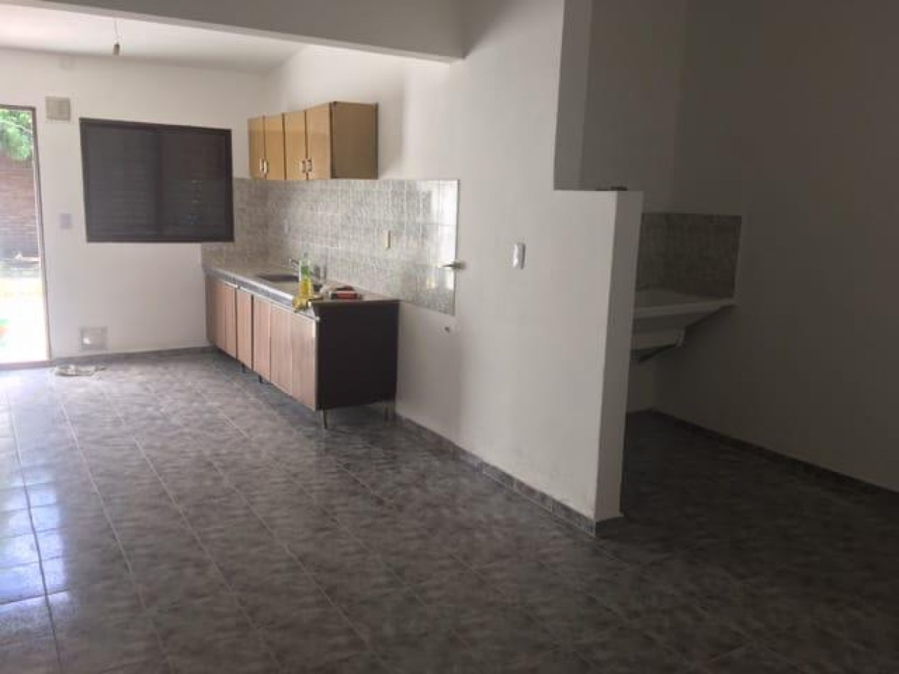 Villa Adela casa venta 3dor - Appto Bancor zona Ruta 20