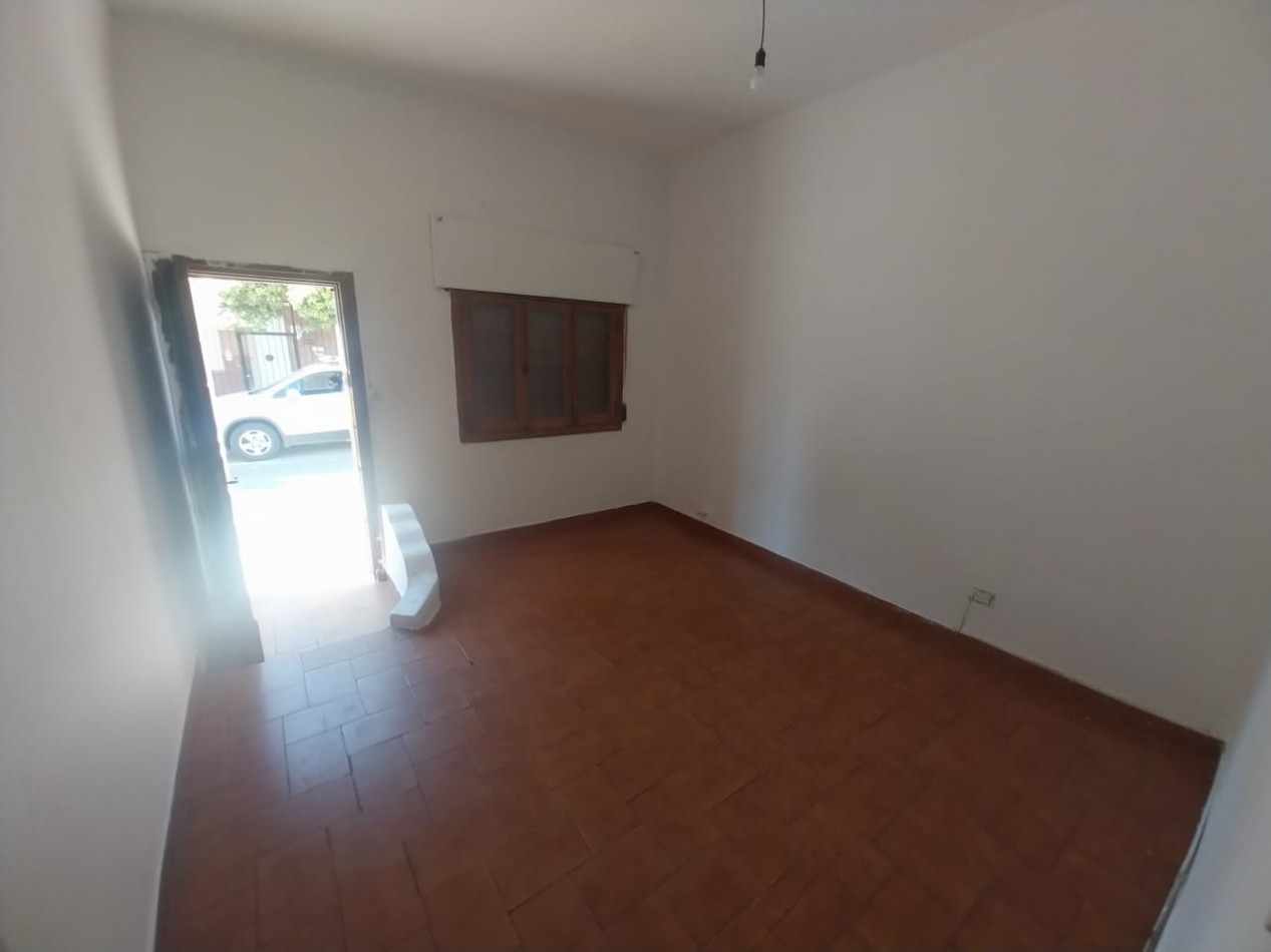 Guemes casa venta a metros Julio Roca