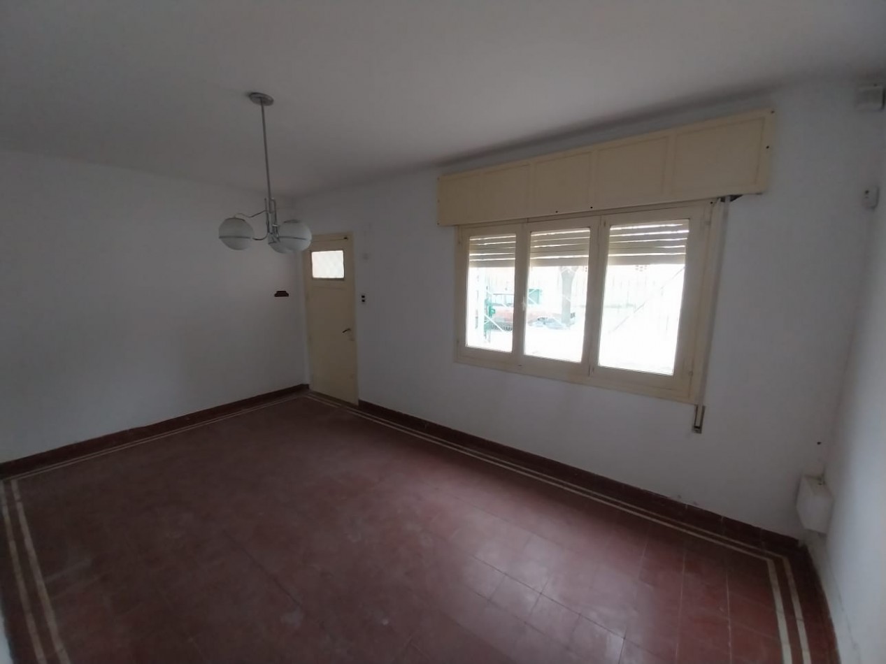 RESERVADA Los Platanos casa venta 3 dor a metros de Luis Agote Appto Bancor