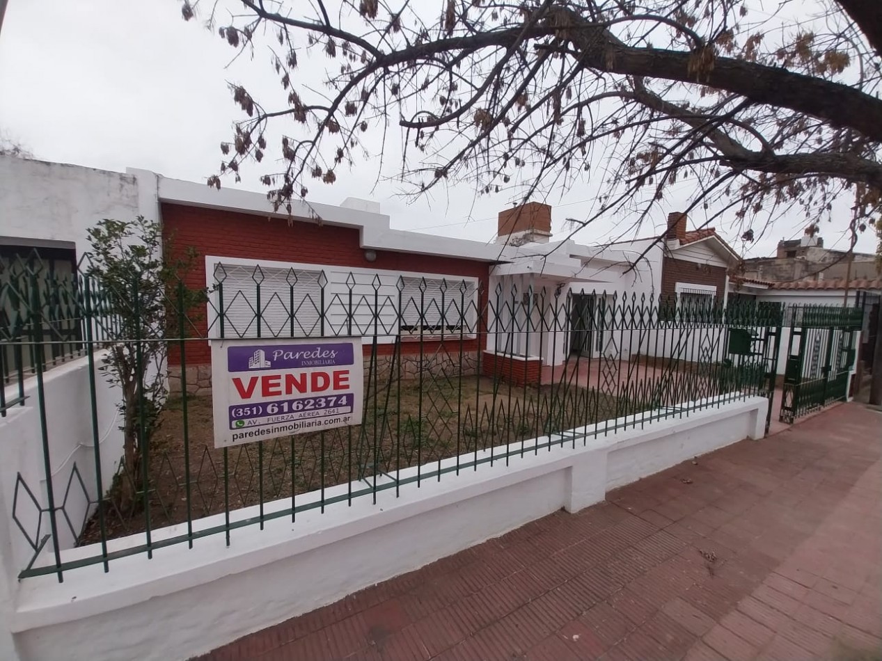 RESERVADA Los Platanos casa venta 3 dor a metros de Luis Agote Appto Bancor