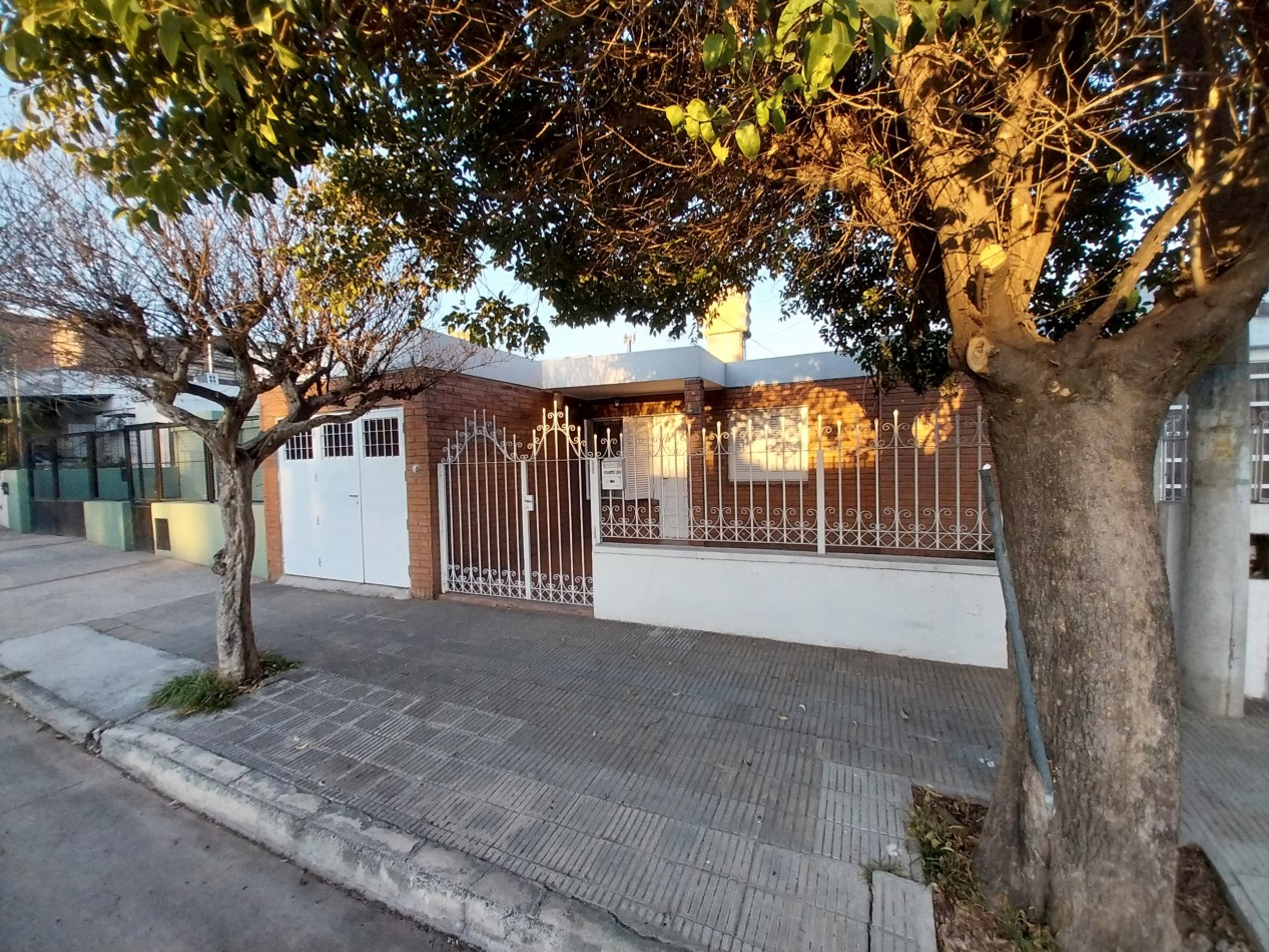 RESERVADA Apto Bancor Colinas de Bella Vista casa venta 2 dor zona Ruta 20 Parque Capital