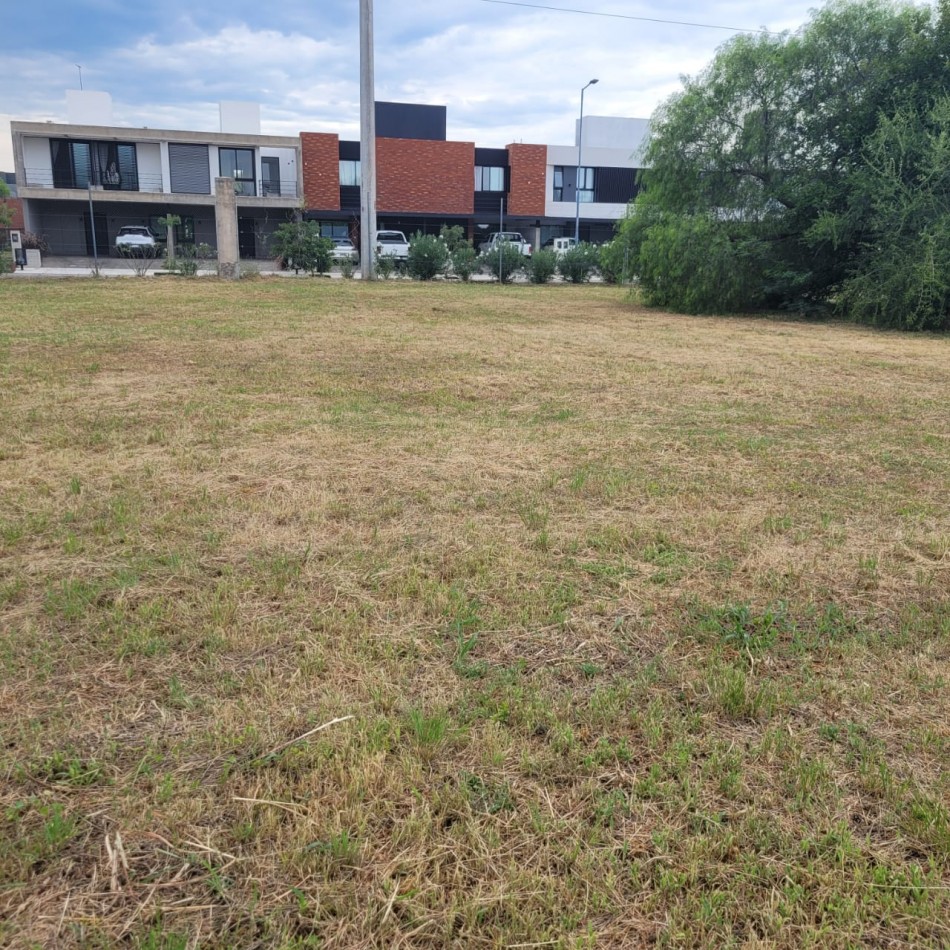 Gran Terreno venta 2has Villa Eucaristica zona Camino San Antonio La Luisita Ideal Housing