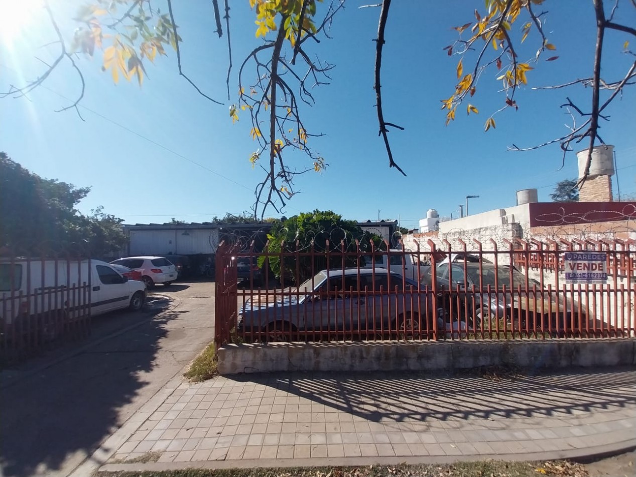 Matienzo venta galpon a metros Lagunilla