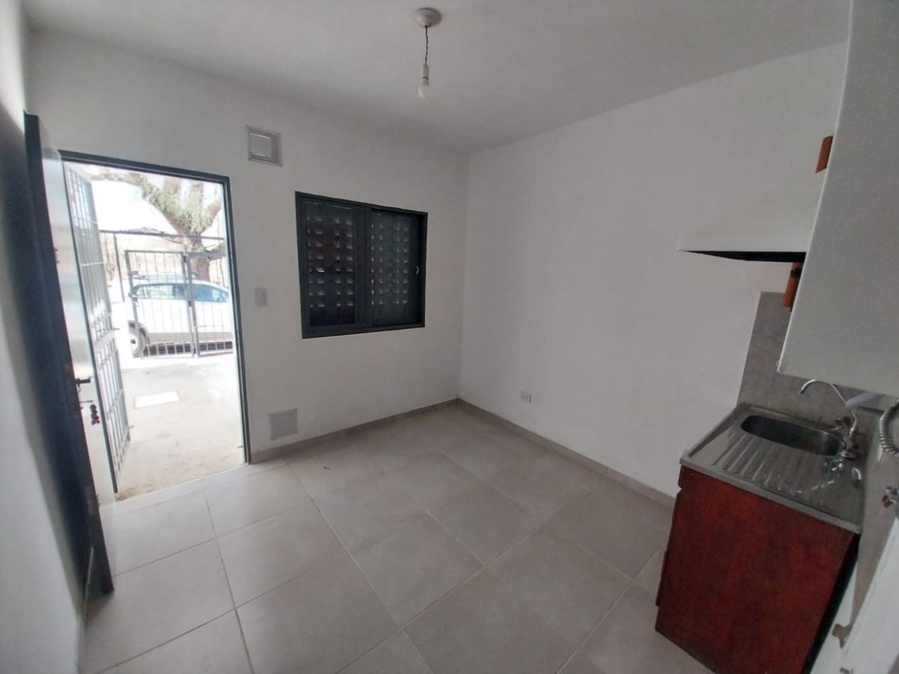 Matienzo alquiler casa chica 2 dormitorios 
