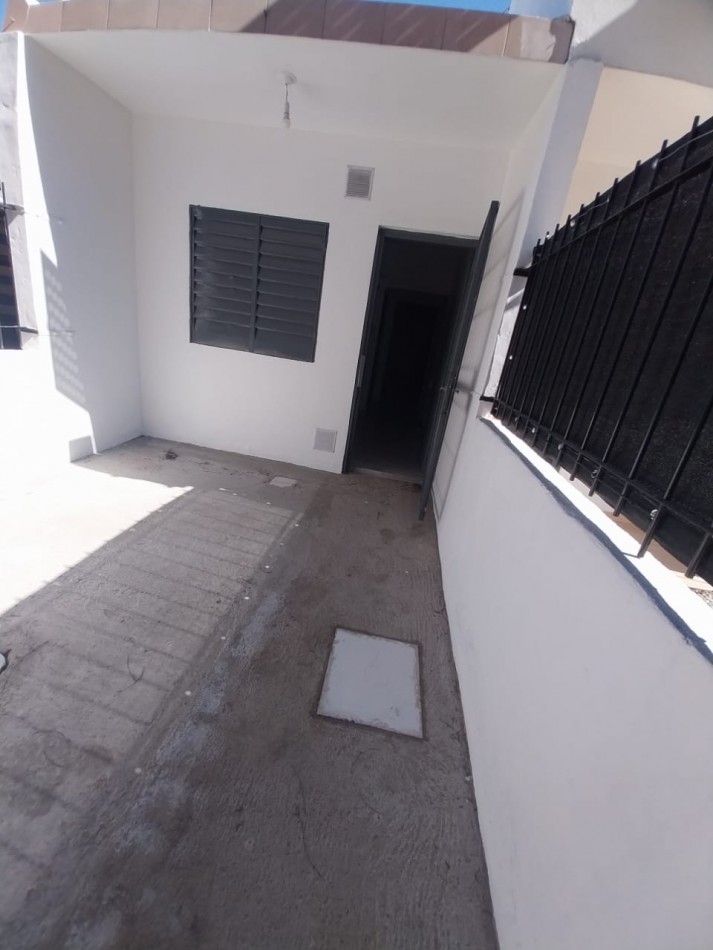 Matienzo alquiler casa chica 2 dormitorios 