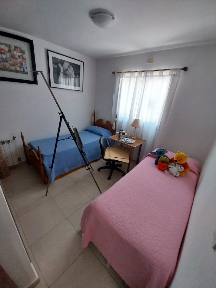 Jardines del Olmo casa venta 3 dor zona Manantiales 