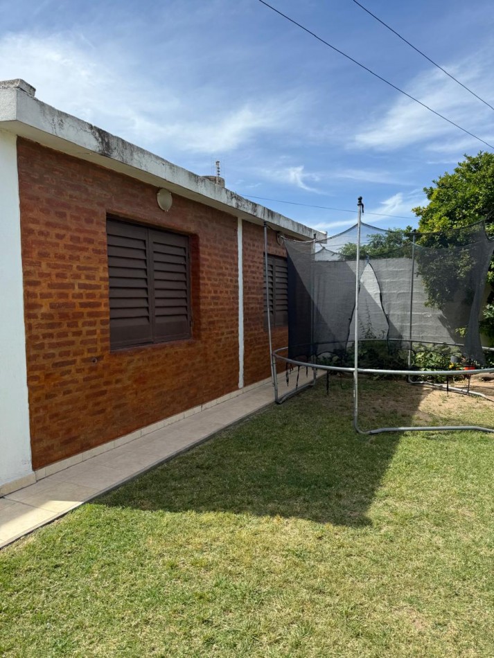 Centro America casa venta incluye depto en Planta Alta