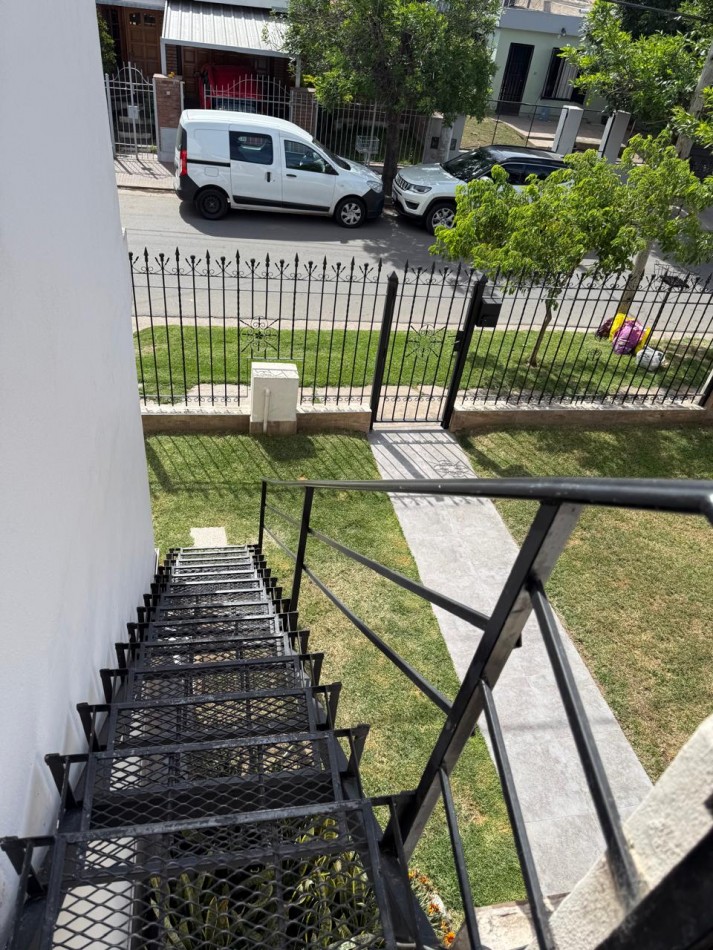 Centro America casa venta incluye depto en Planta Alta