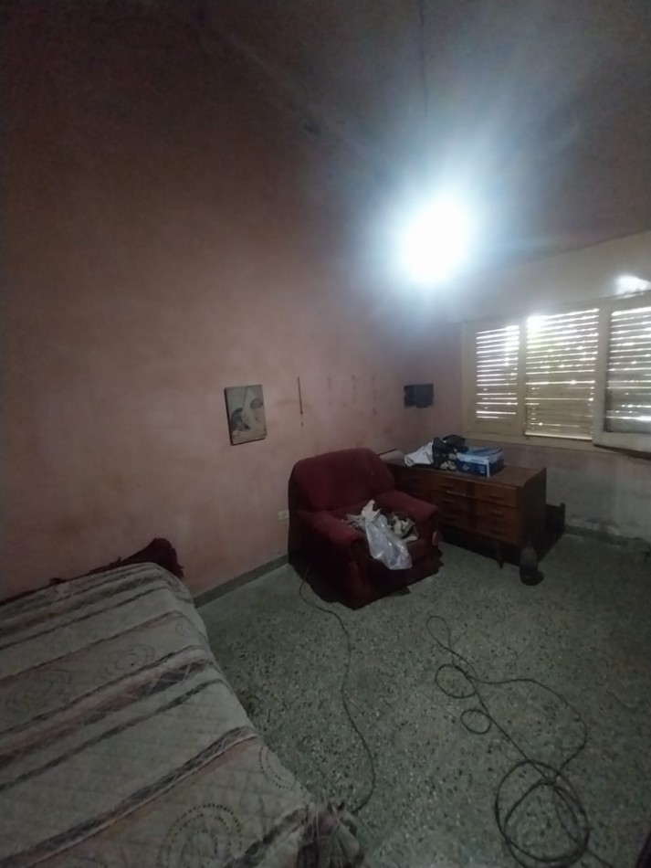 Los Paraisos VENTA casa a RECICLAR zona Alta Cordoba