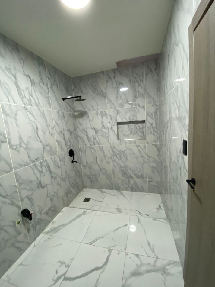 Alquiler Barrio Villa Adela 2 dormitorios impecable
