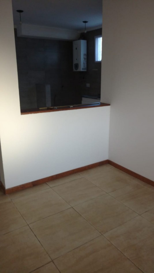 Alquiler departamento 1dor Ameghino Norte a metros Av. Fuerza Aerea