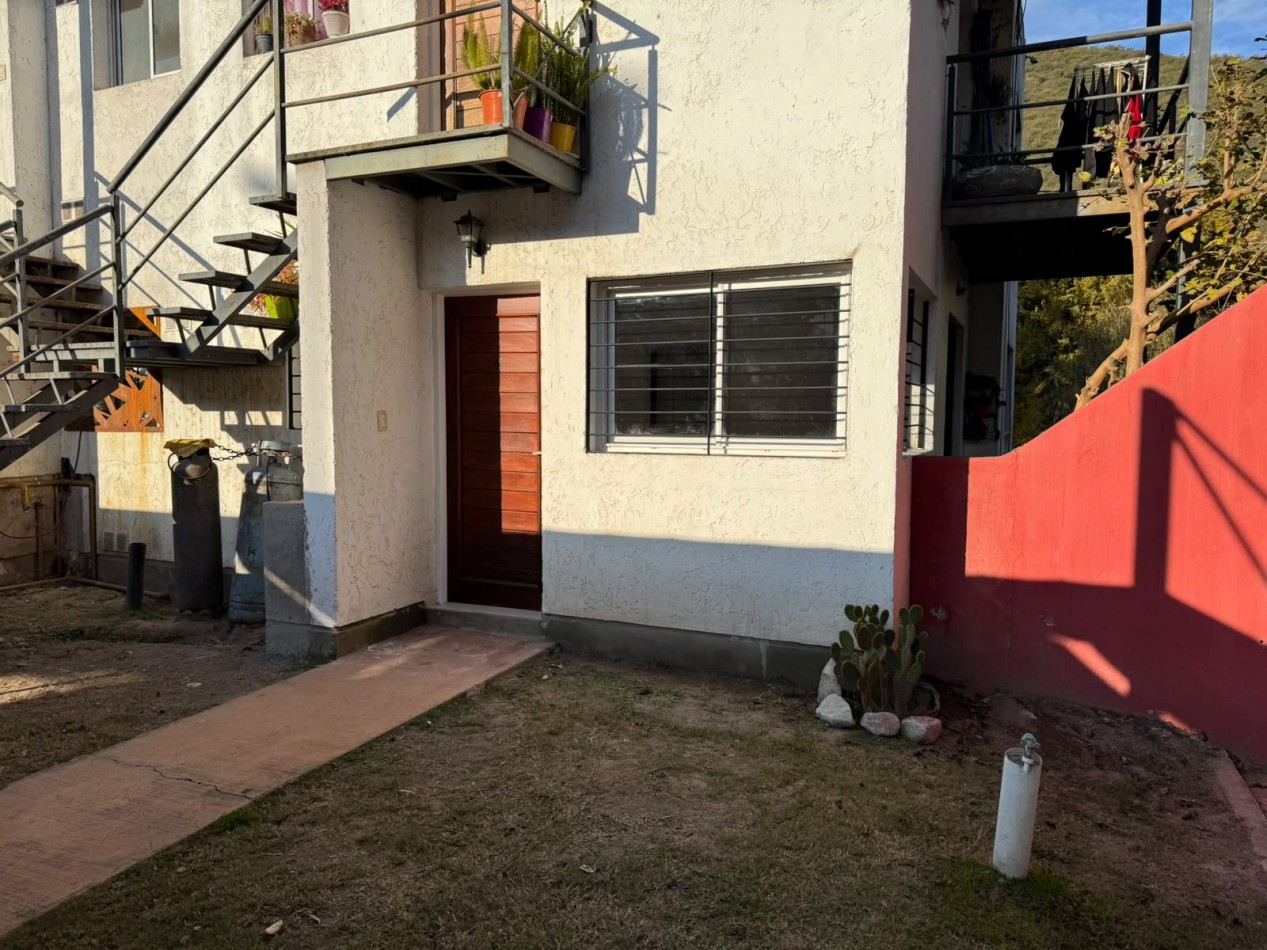 La Calera departamento venta 1 dor cochera piscina Hermosa Vista Planta baja