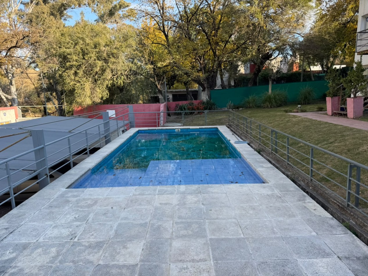 La Calera departamento venta 1 dor cochera piscina Hermosa Vista Planta baja