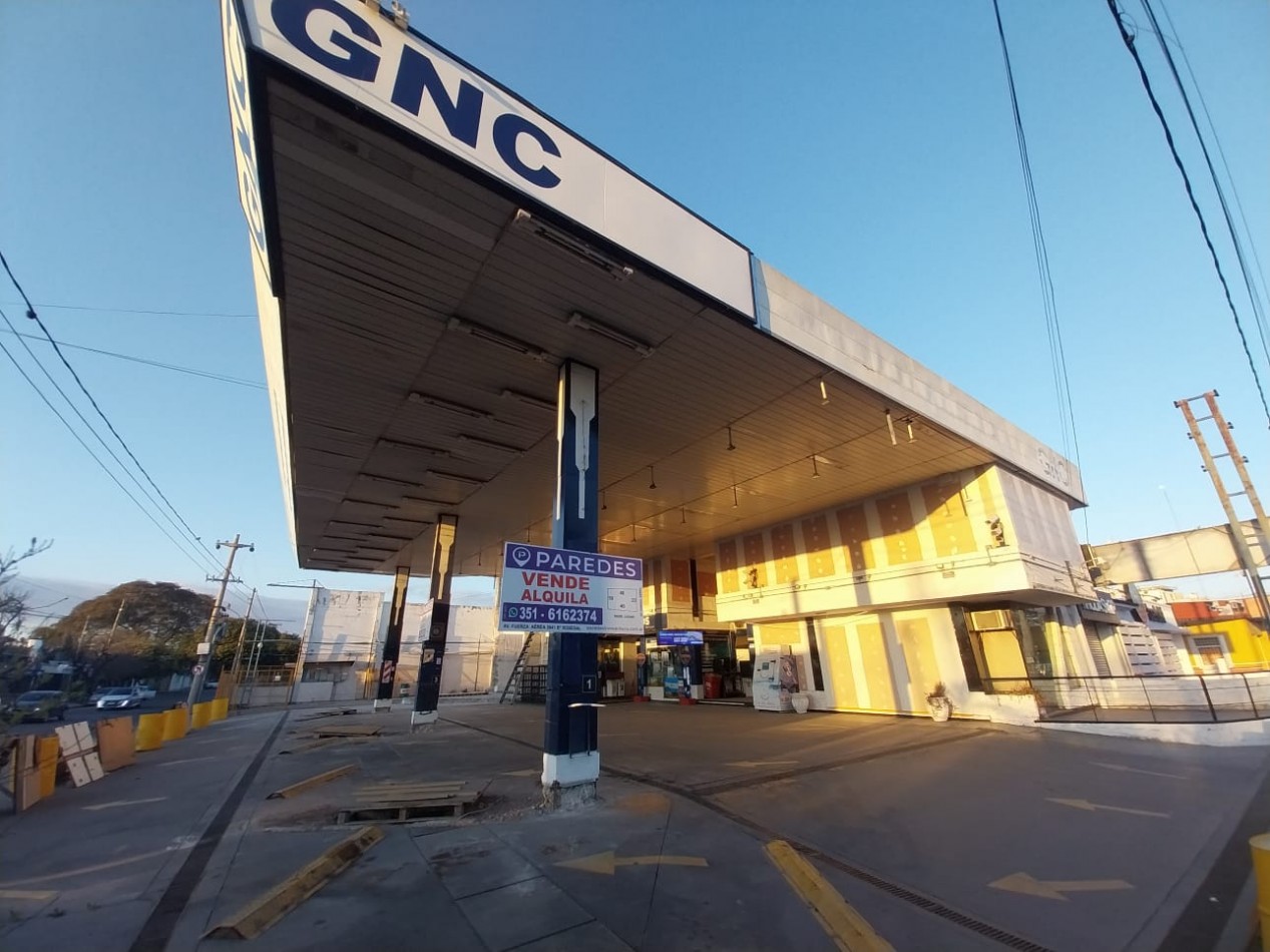 Vendo Terreno Av. Fuerza Aerea y Padre Lozano ideal Concesionarias Fast Food Locales