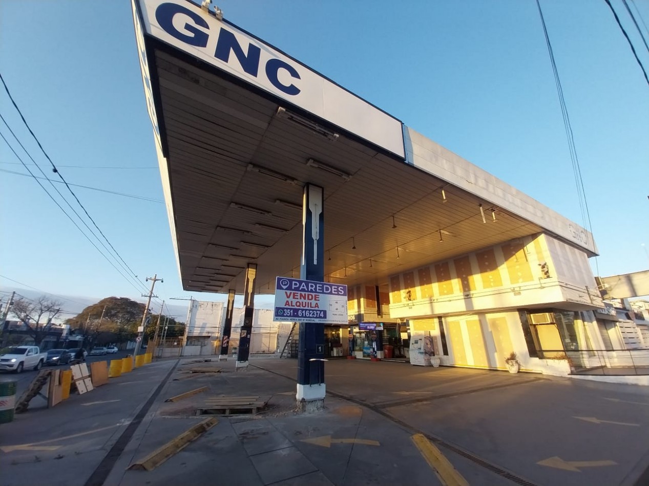 Vendo Terreno Av. Fuerza Aerea y Padre Lozano ideal Concesionarias Fast Food Locales