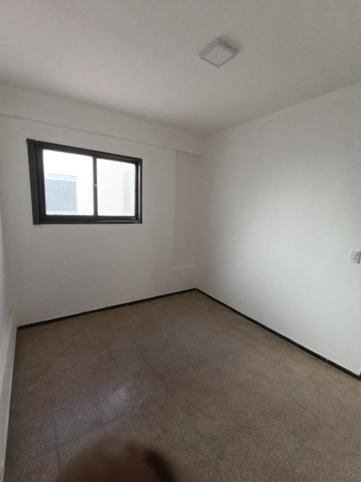 ALQUILER departamento 2 dor sobre Av. Fuerza Aerea al 4500