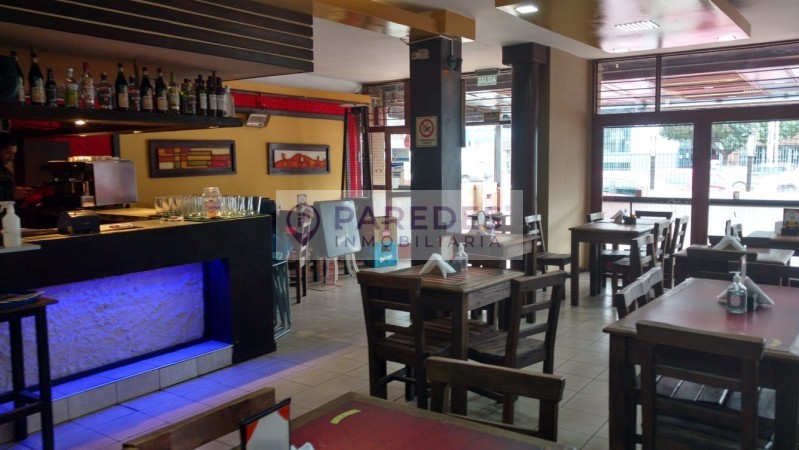 Local en venta Av. Fuerza Aerea 2000 gastronomia comercio deposito