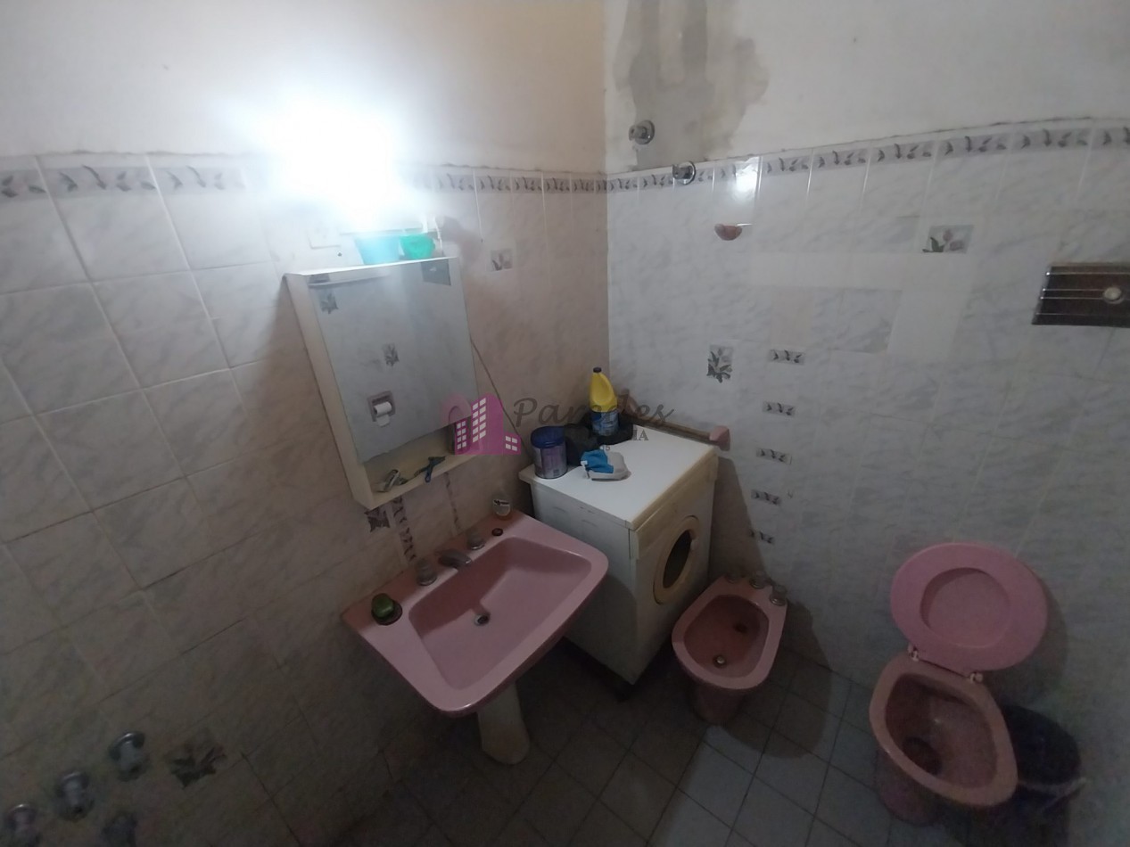 Los Naranjos casa en VENTA a refaccionar 4 dormitorios 