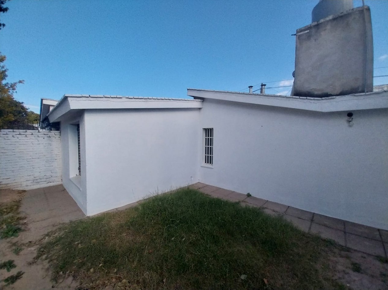 Los Platanos casa venta 2 dor zona Ruta 20