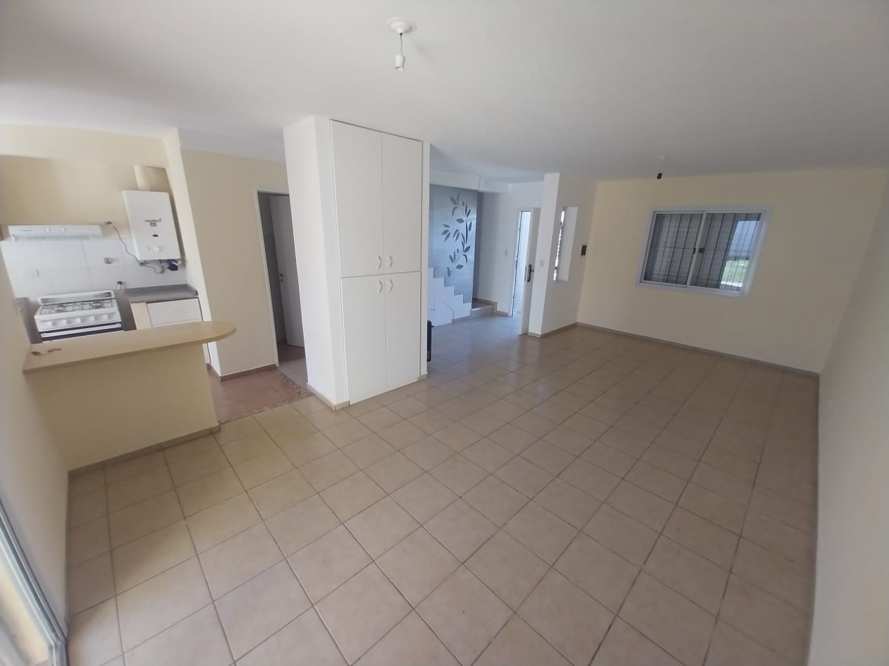 VENDO Valle Escondido Duplex 2 dormitorios 