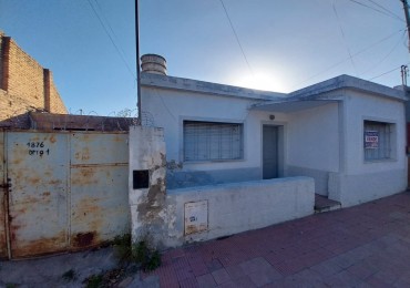 RESERVADA A RECICLAR Talleres Oeste casa 2dor gran terreno