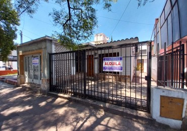 Casa alquiler av. Fuerza Aerea al 3600 3 dor