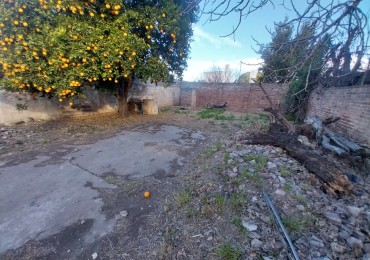 Villa Adela terreno en venta 260m2